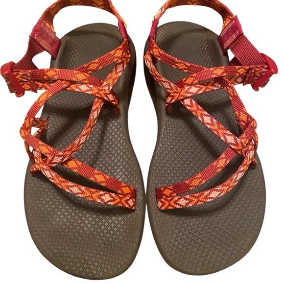 Chaco Z/Cloud X2 Remix Orange Geometric Classic Strappy Sandals - Picture 2 of 8